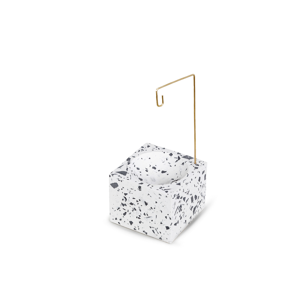 Stojan na ajurvédské copánky Stojan na vykuřovací ajurvédské provázky Terazzo 1 ks Purnama fotografie č. 1