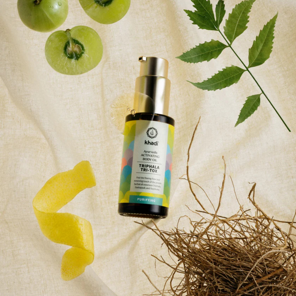 Tělový olej Sérum pro pokožku a duši Ajurvédský elixír k pročištění buněk, lymfy a otoků TRIPHALA TRI-TOX 50 ml Khadi fotografie č. 2