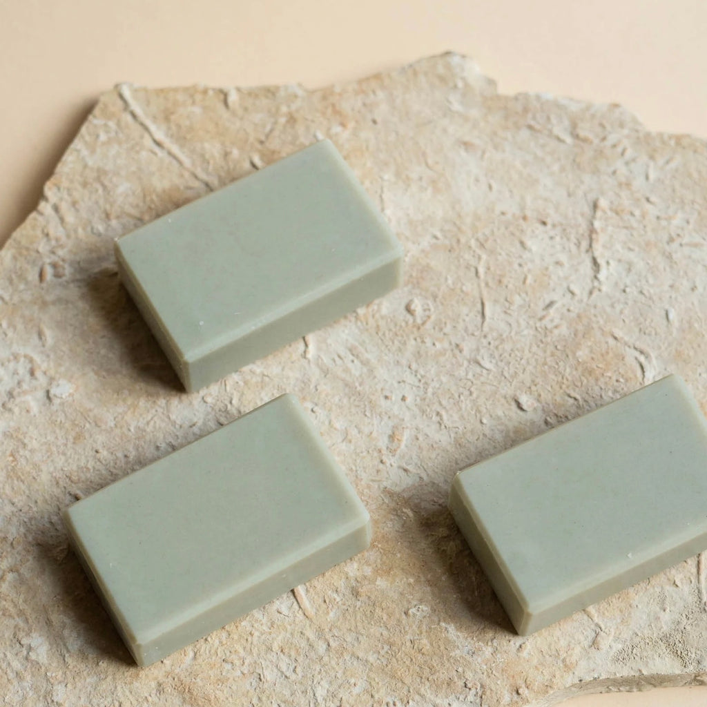 Tuhé mýdlo Energizující - Tuhé pečující mýdlo na ruce 110 g Alma fotografie č. 2